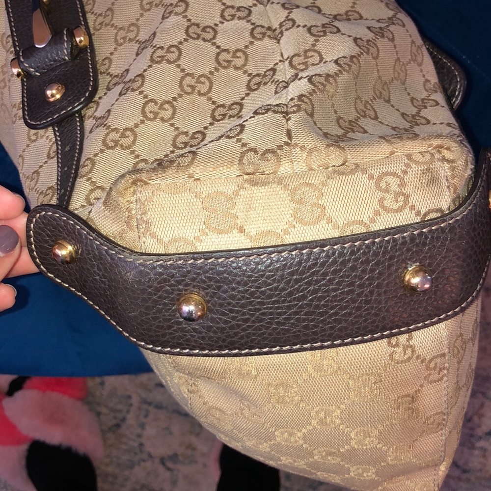 Gucci Shoulder Bag Great Condition View 6